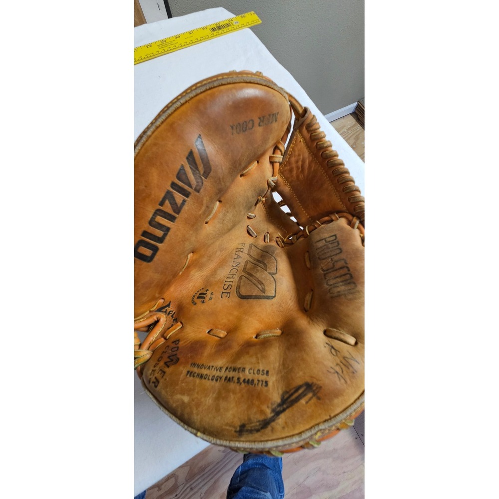 Mizuno Franchise Pro-Scoop Catchers Mitt MZR 1000 Brown Leather RHT 32.5 Inch